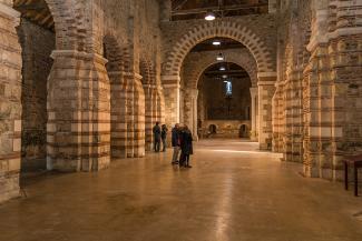 Site de l'abbatiale Déas - nef