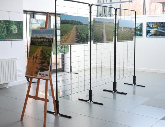 Hall entrée avec l'exposition 